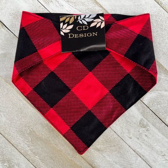 Black and red buffalo check bandana size small - Picture 2 of 2